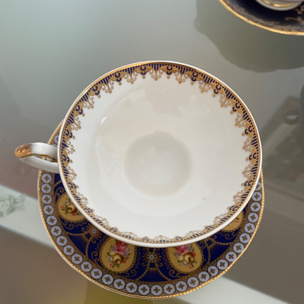 Tea cups - Picture 7 of 11